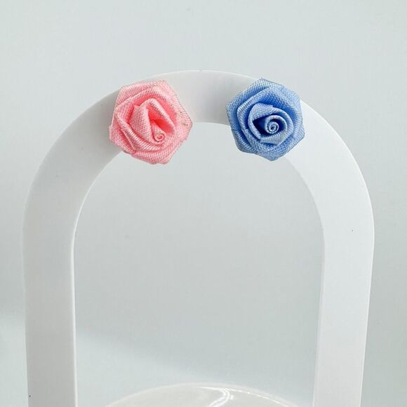 Vintage Ribbon Pink Blue Rose Stud Earrings Delicate Feminine Dainty Retro - Picture 2 of 8